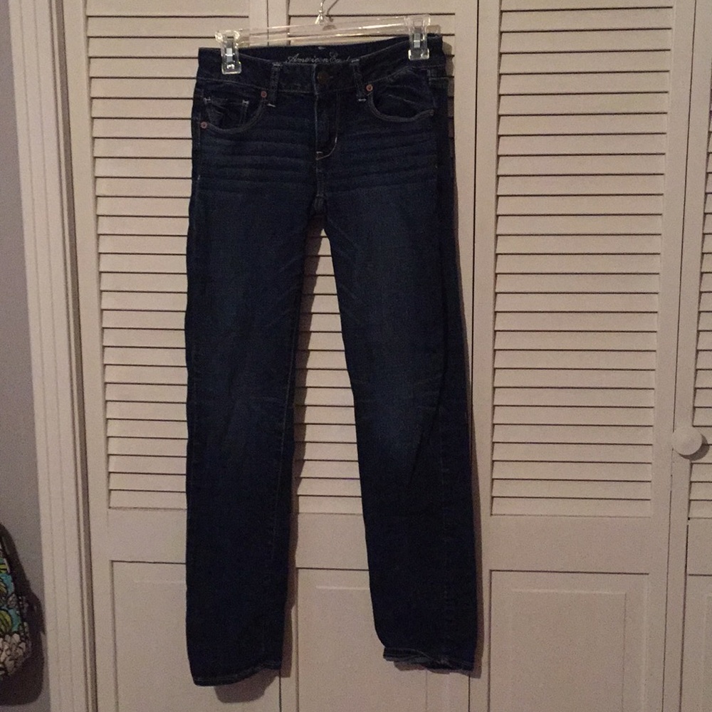 American Eagle super stretch skinny SIZE 4 Short